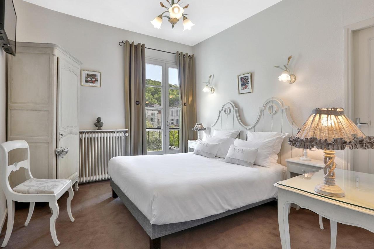 Hotel Restaurant Charbonnel Brantôme المظهر الخارجي الصورة