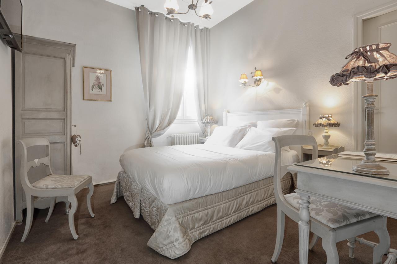 Hotel Restaurant Charbonnel Brantôme المظهر الخارجي الصورة