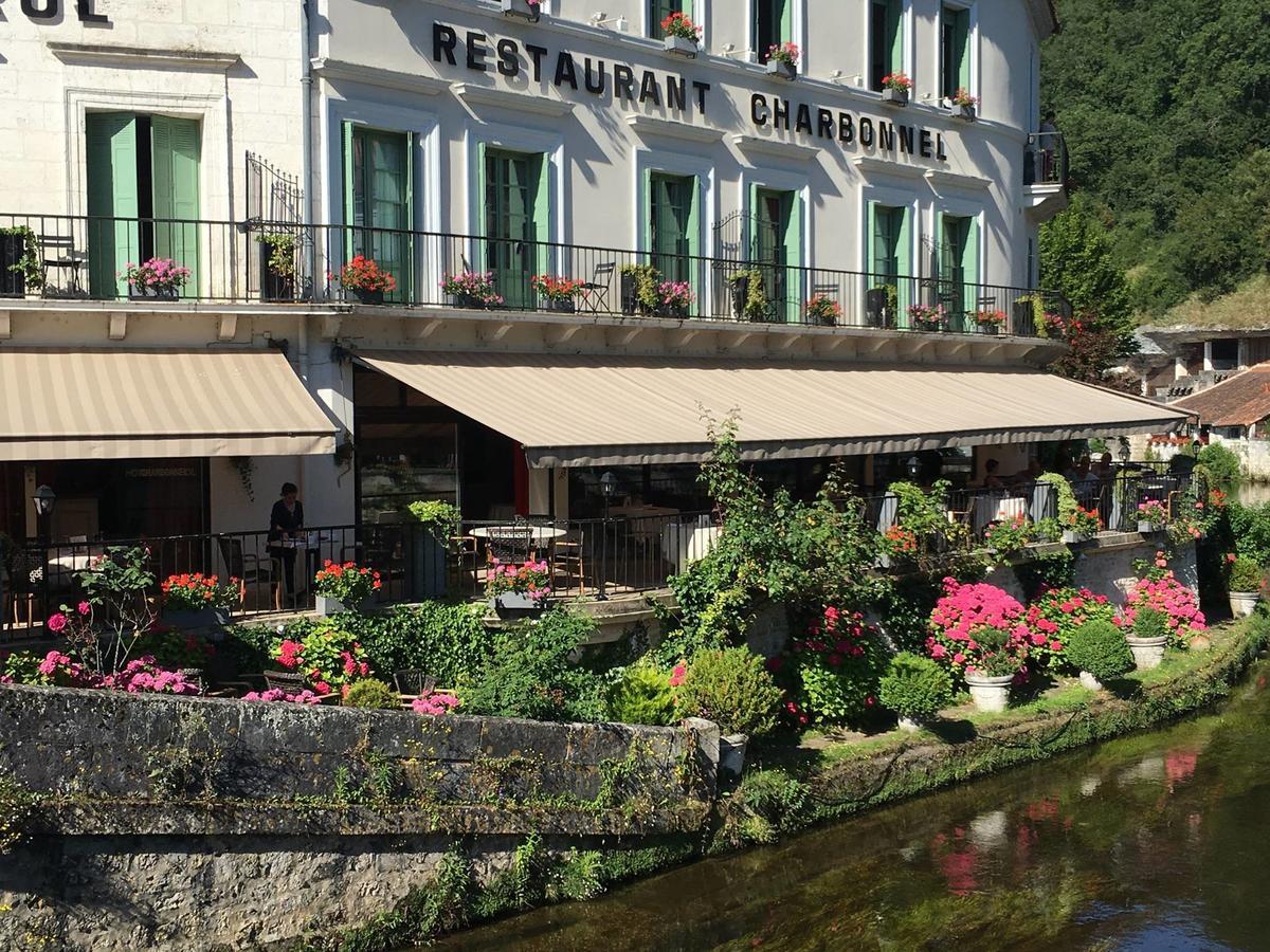 Hotel Restaurant Charbonnel Brantôme المظهر الخارجي الصورة